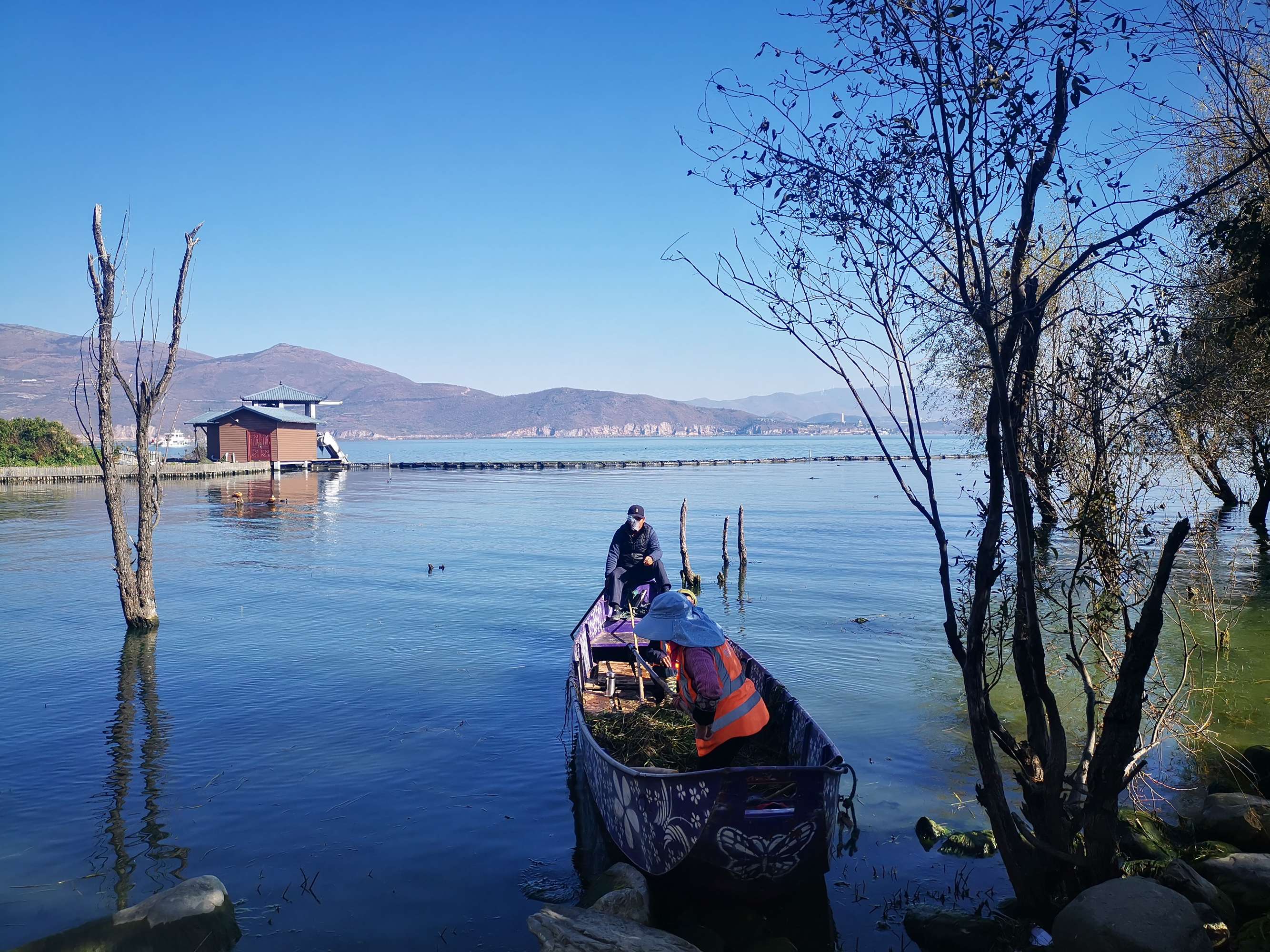 线路:蝴蝶泉码头(桃园码头→南诏风情岛(1小时→大理古城龙坎码头.