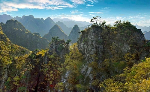 湖南四明山国家森林公园开园正式挂牌国家AAA景区开启旅游业发展新篇章