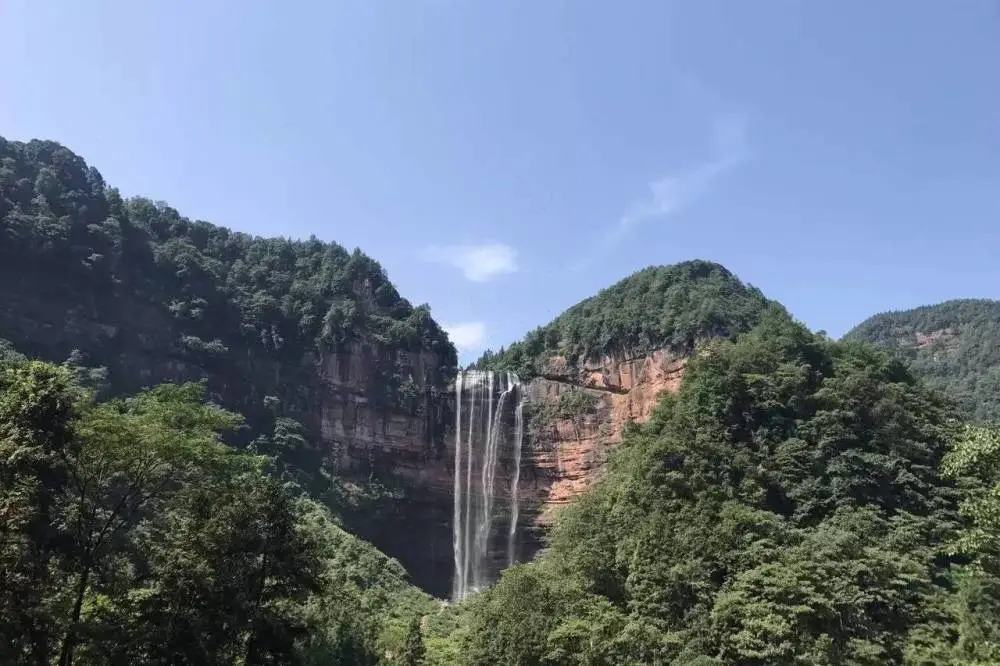 重庆周边有哪些著名的瀑布景区？来看看有没有你家