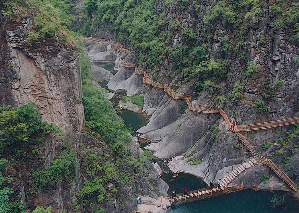 2012年湖南坐龙峡国家森林公园旅游景区级别：国家级