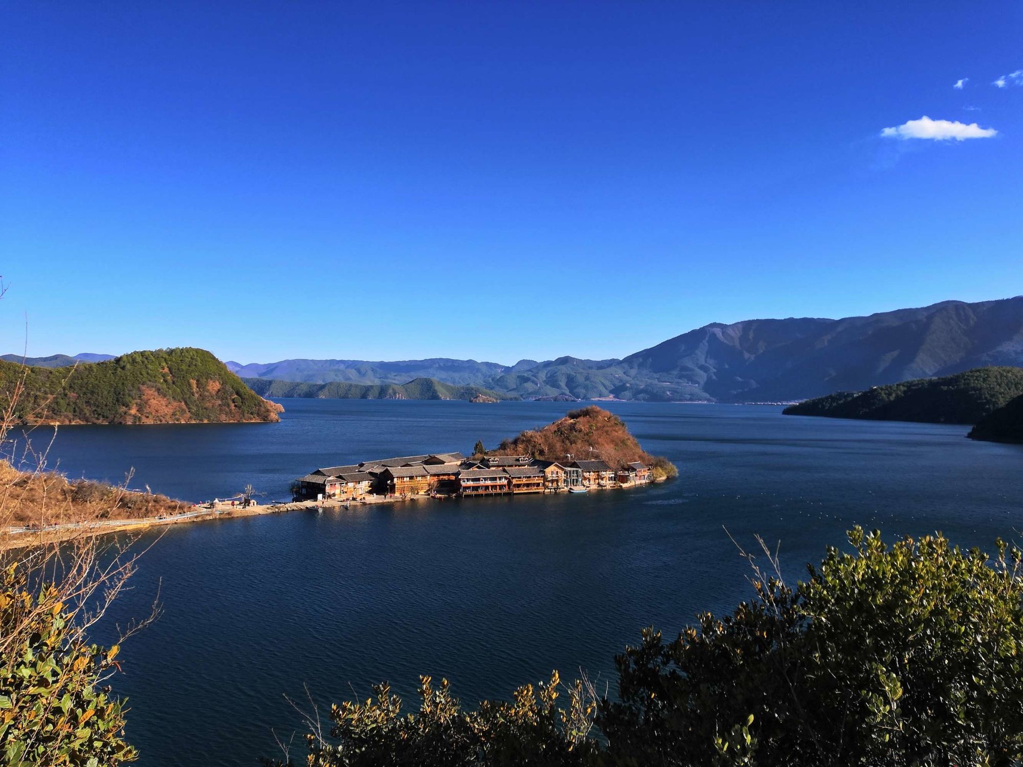 探访云南的高原明珠——泸沽湖旅游景点