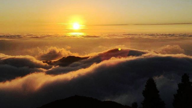 衡阳市境内海拔最高处（衡山祝融峰）